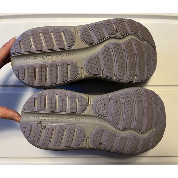 Women's Brooks Ghost Max 2 Ebony/Sweet Lavender/Alloy Size 8 B Medium Running - Picture 12 of 12